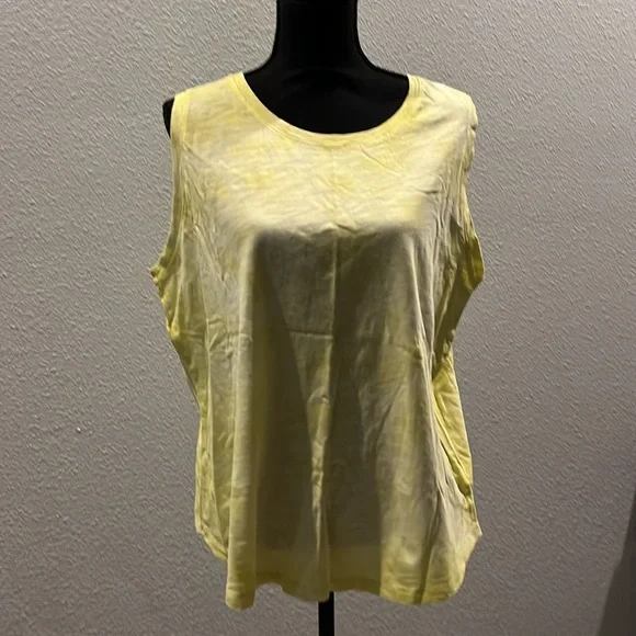 2 Time and Tru tank tops great condition super comfortable - Picture 5 of 12